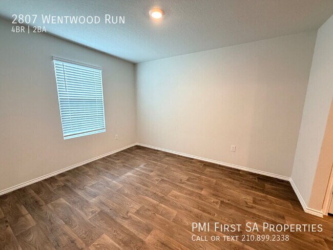 Foto del edificio - 2807 Wentwood Run