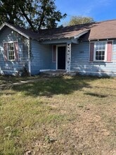 Building Photo - 1140 Faulkner Ln