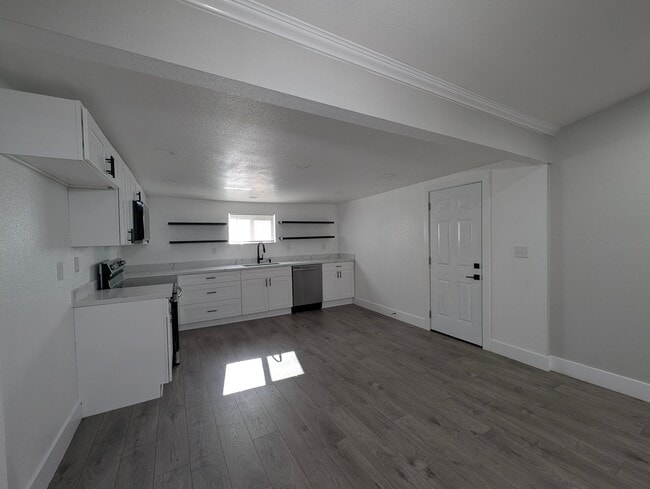 Foto del edificio - 95 Arbol Ave