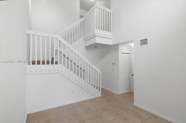 Foto del edificio - 7245 NW 173rd Dr