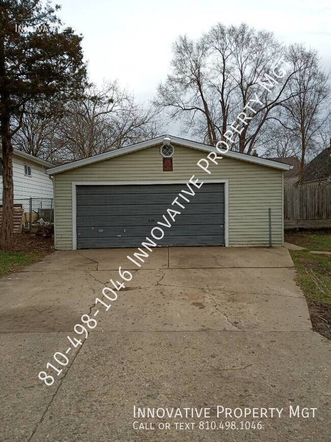 Building Photo - Quiet remodeled 2 bedroom home!