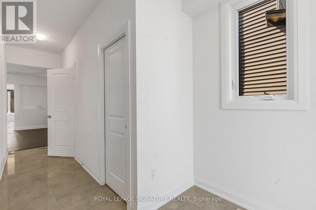 Building Photo - 7249 Parkside Rd