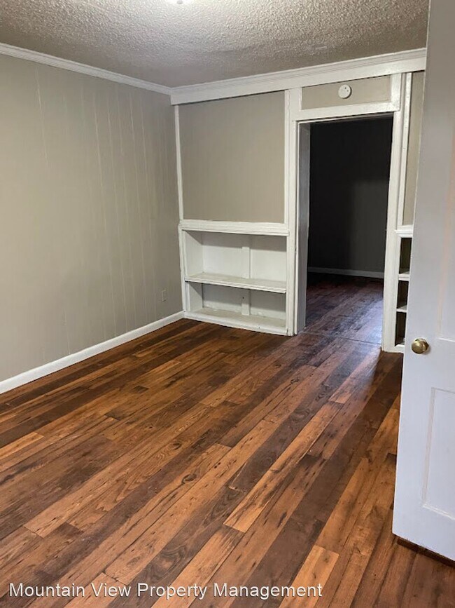 Foto del edificio - 4 br, 1 bath House - 1613 Roanoke Ave
