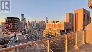 Building Photo - 126 Simcoe St