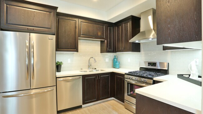 Foto del edificio - 12700 Moorpark St