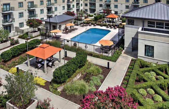 Building Photo - 721 Gov Morrison St