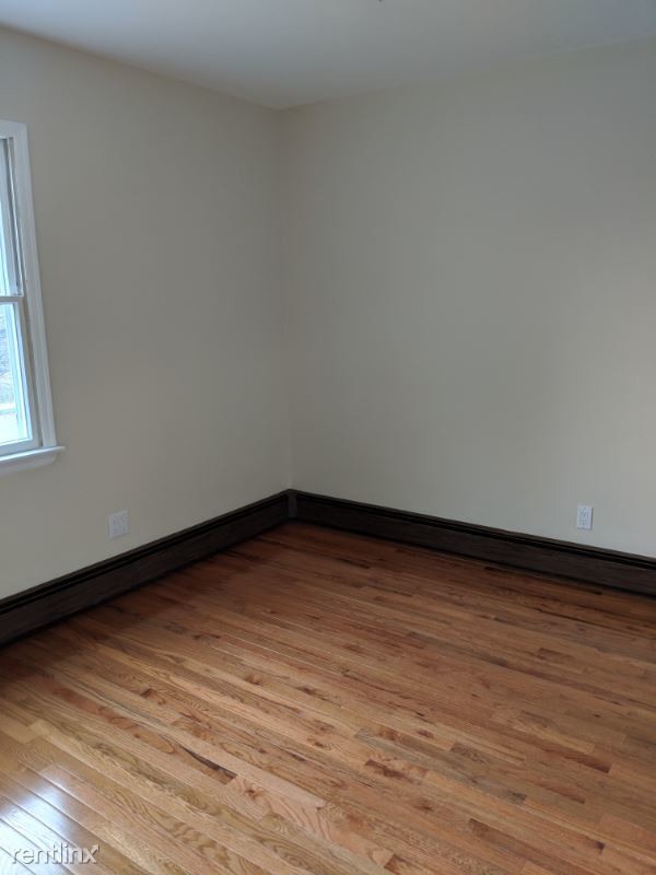 Foto del edificio - 1 br, 1 bath Apartment - 7121 Hylan Boulevard