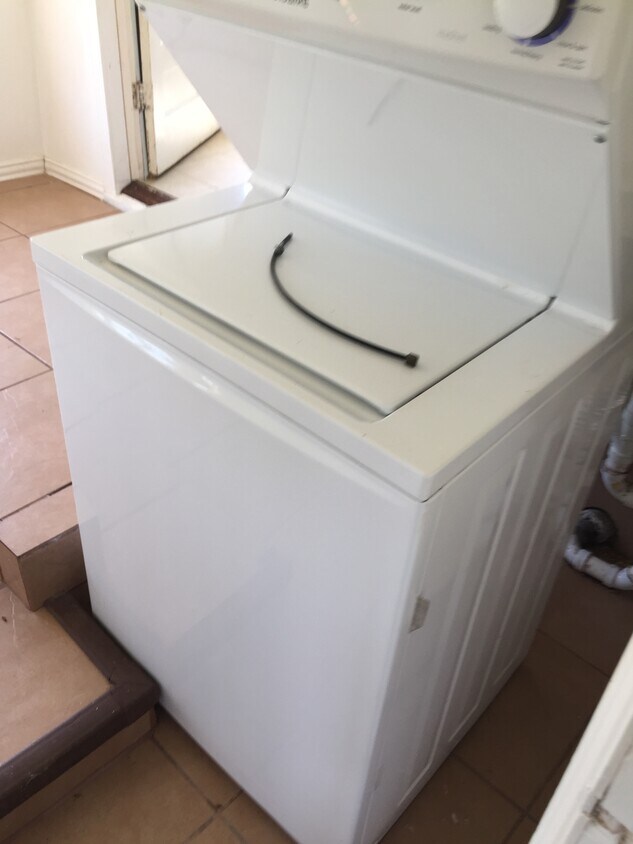 510 S Electra, Electra, TX 76360 House for Rent in Electra, TX