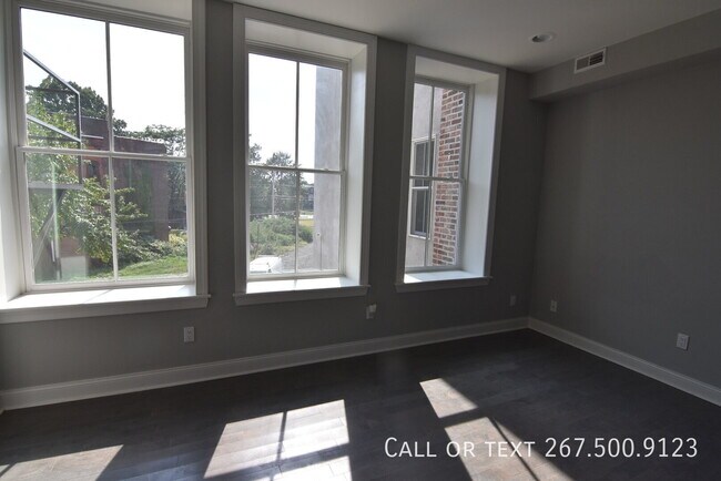 Foto del edificio - 4100 Parkside Ave