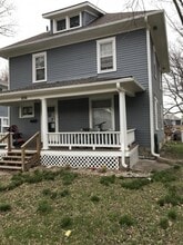 Building Photo - 1016 Constitution St