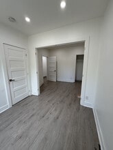 Building Photo - 5943 Rue Hamilton