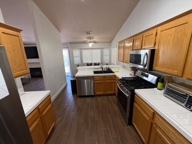 Foto del edificio - Single Story 3 bedroom Home in Henderson!