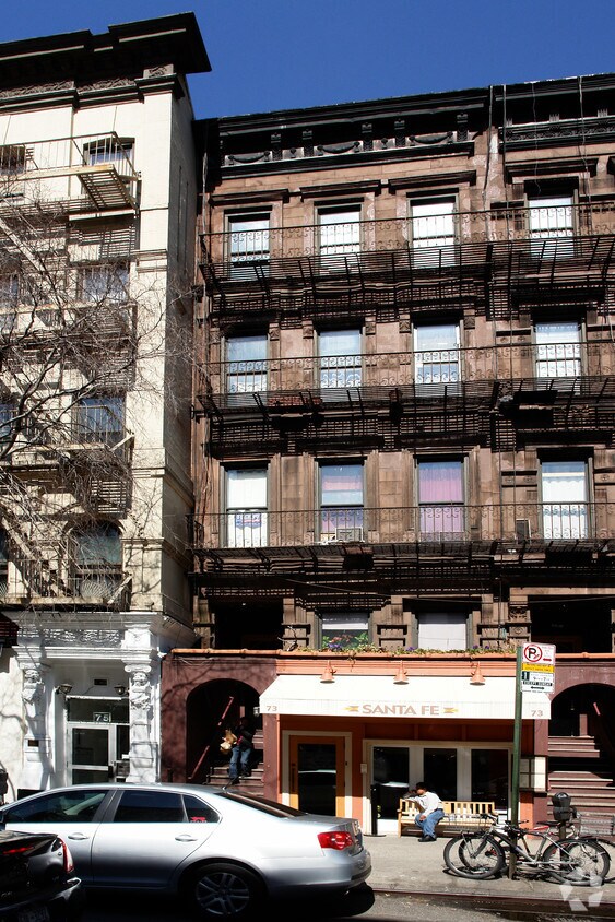 Primary Photo - 73 W 71st St