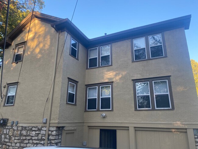 Foto del edificio - 3306 Agnes Ave