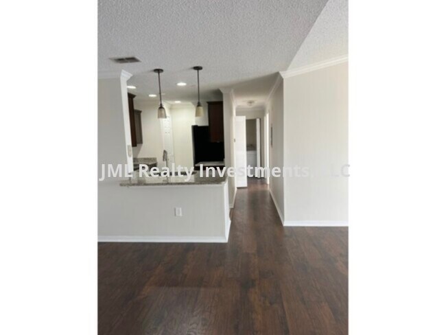 Foto del edificio - 3 bedroom lake front condo at the Villas a...