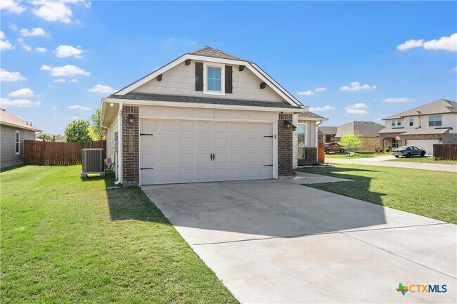Foto del edificio - 5302 Lancaster Dr