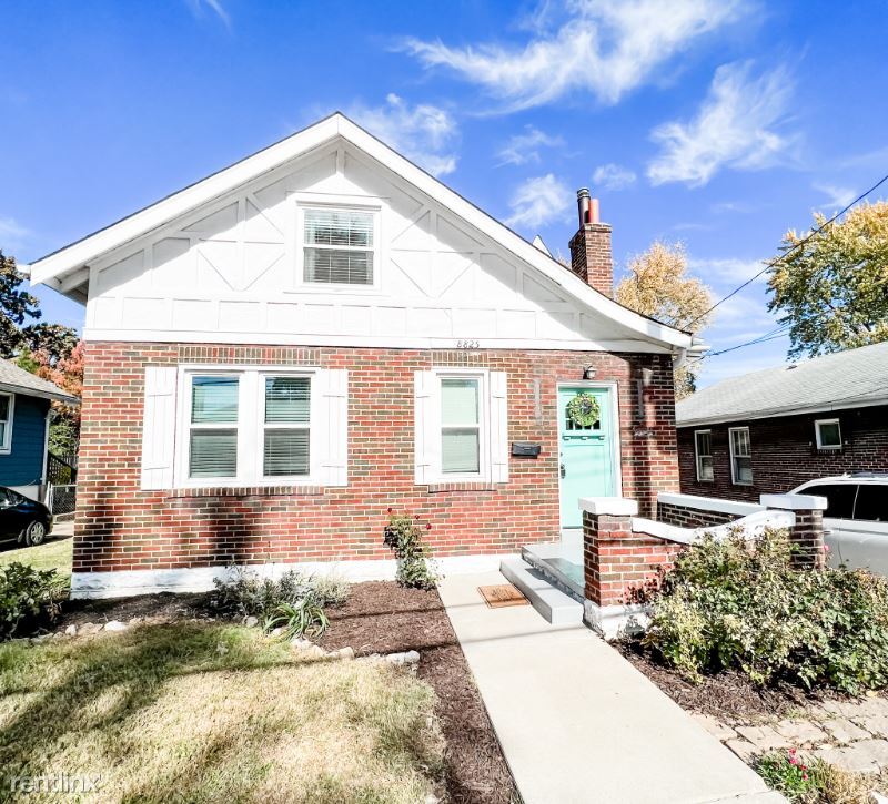 Primary Photo - 3 br, 2 bath House - 8825 Powell Ave.