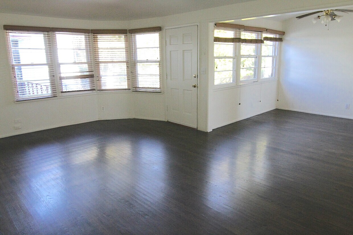 132 Apartments for Rent in Miracle Mile, CA Westside Rentals