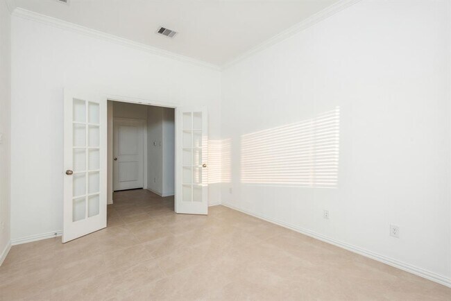 Building Photo - 8803 Spinning Mill Dr