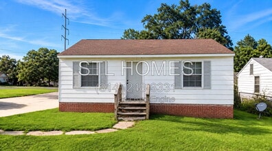 Building Photo - 844 Combs St