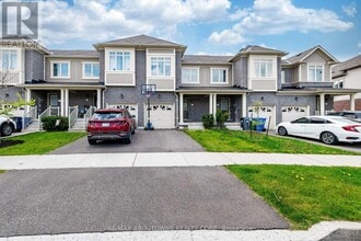 Building Photo - 81 Pettitt Dr