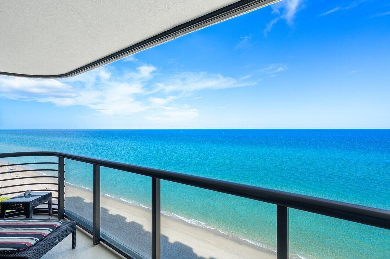 Primary Photo - 250 S Ocean Blvd