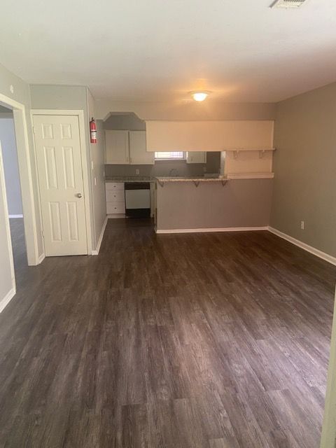 Building Photo - 3639 N Macgregor Way