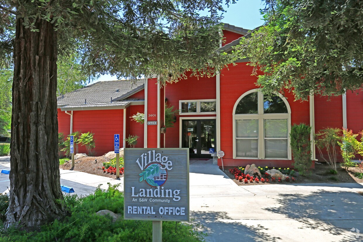 Village Landing Apartments Merced, CA