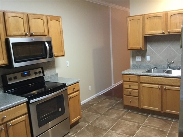 Foto del edificio - 1832 Silver Cloud Ln