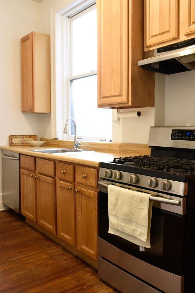 Foto del edificio - 20 E 84th St