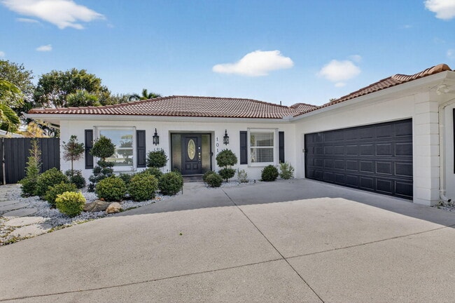 Building Photo - 1012 W Camino Real