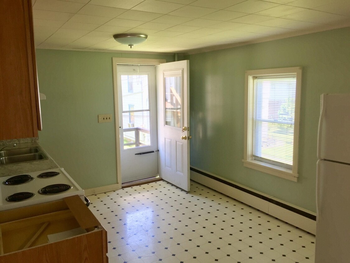 222 Huckleberry Alley, Selinsgrove, PA 17870 Apartments in