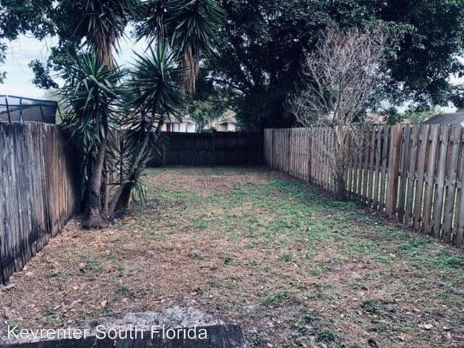 Building Photo - 3 br, 2.5 bath House - 1214 the 12th Fairway