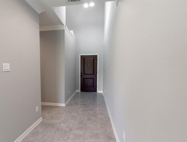 Building Photo - 2935 Bay Oaks Harbor Dr