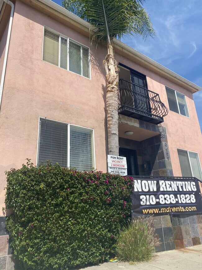 Foto del edificio - 8655 W Pico Blvd