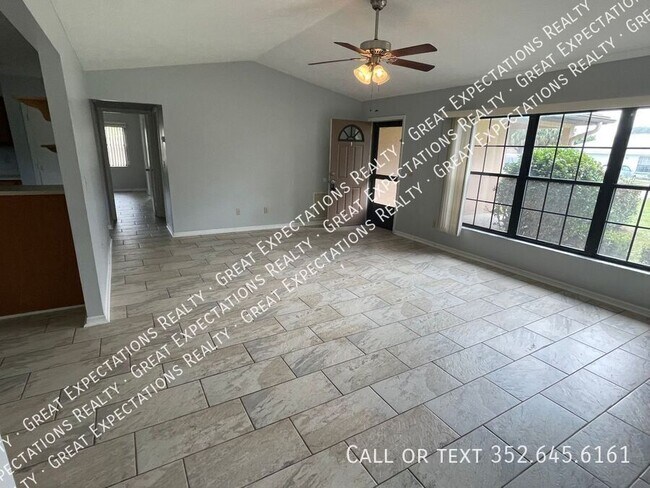 Foto del edificio - 5105 SE 106th St