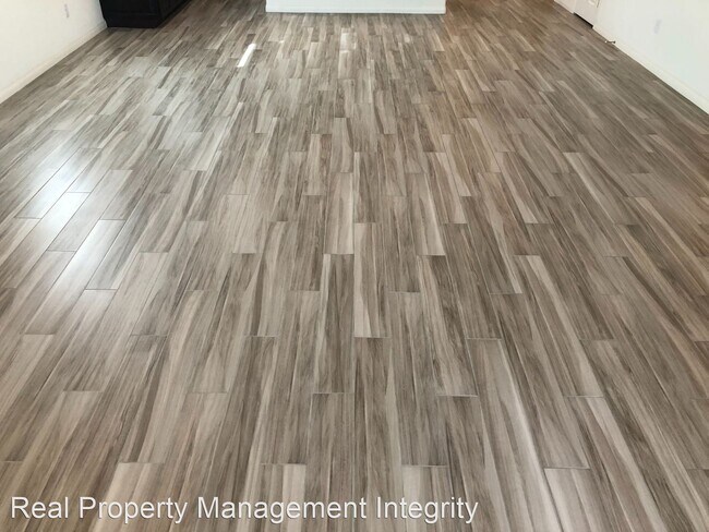 Building Photo - 4 br, 2 bath House - 21123 Spring St