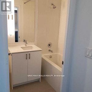 Photo du bâtiment - 180 Veterans Drive