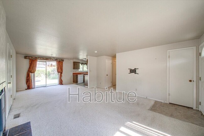 Foto del edificio - 2924 S Holden Ave