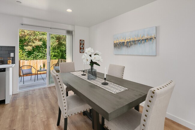 Foto del edificio - 5707 Townhouses