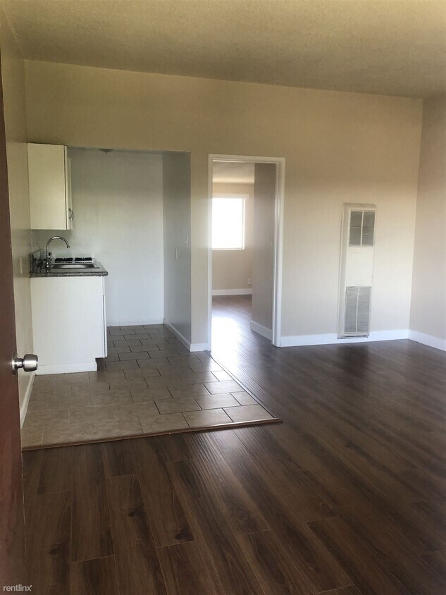 Foto principal - 1 br, 1 bath Apartment - Tele Dolpin Equity