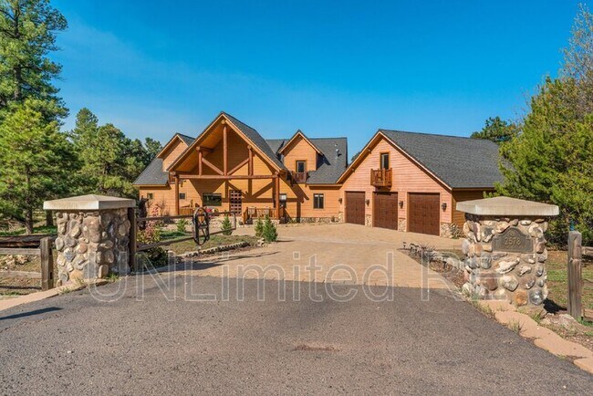 Building Photo - 2578 Old Munds Hwy