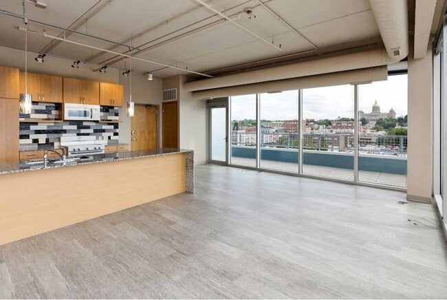 Foto del edificio - City Square Lofts