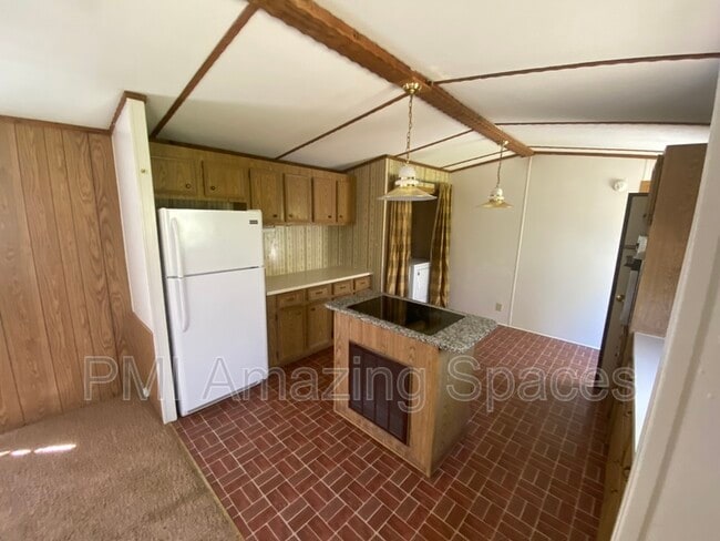 Building Photo - 9121 Simpson Rd