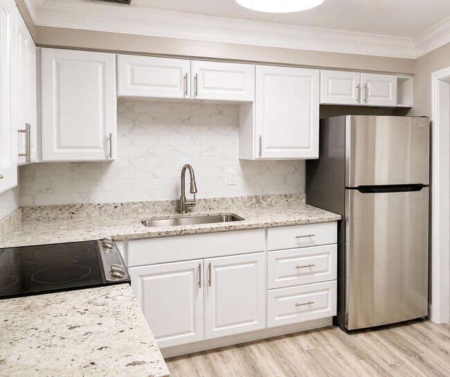 Foto del edificio - 1723 NE Miami Gardens Dr