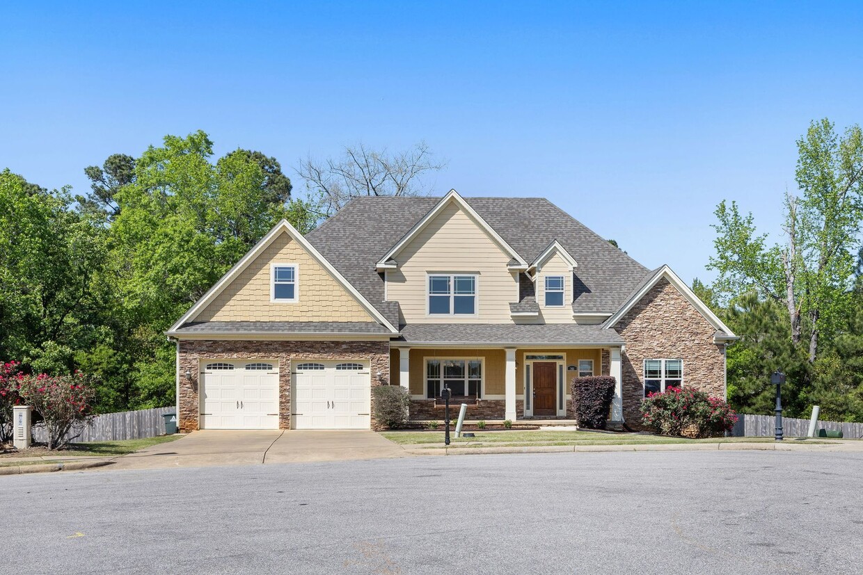 Spacious Home in Solamere Subdivision - Spacious Home in Solamere Subdivision