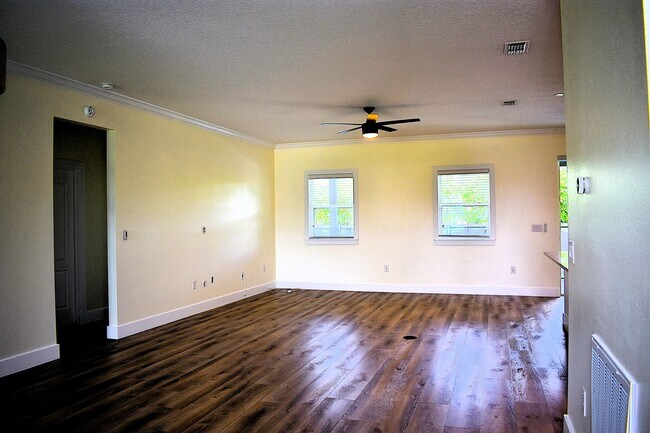 Foto del edificio - 1217 SW Marmore Ave
