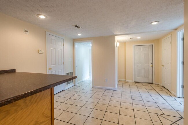 Foto del edificio - 1218 N College Ave