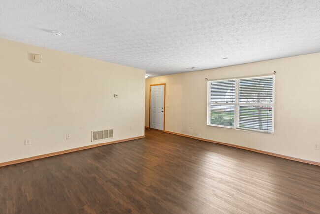 Foto del edificio - 6306 Pompano St