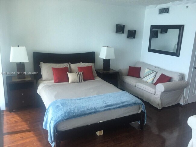 Foto del edificio - 2501 S Ocean Dr